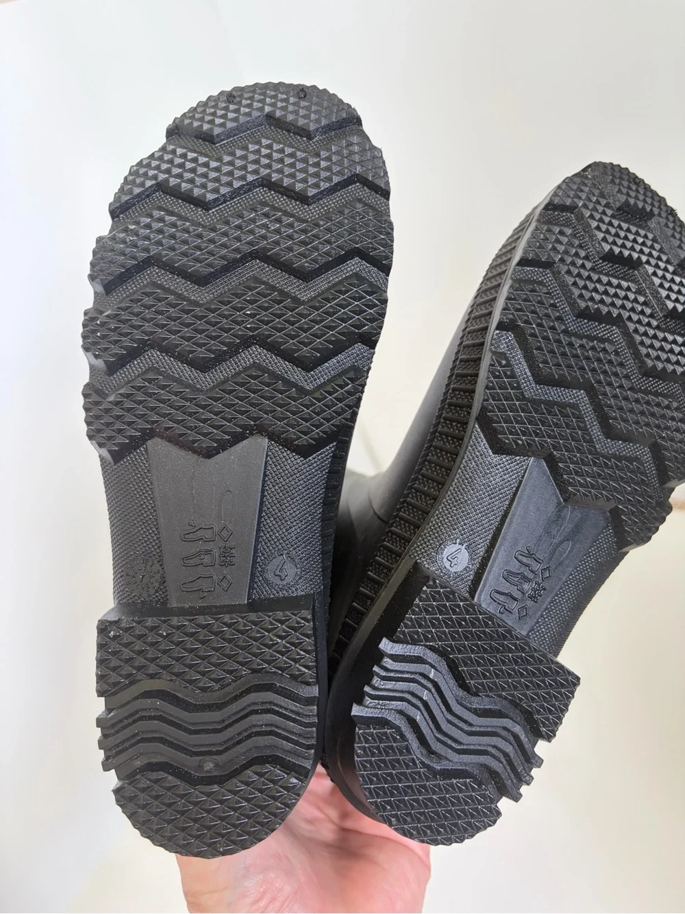 Kamik Black Waterproof Rubber Rain Boots Kids Size 4